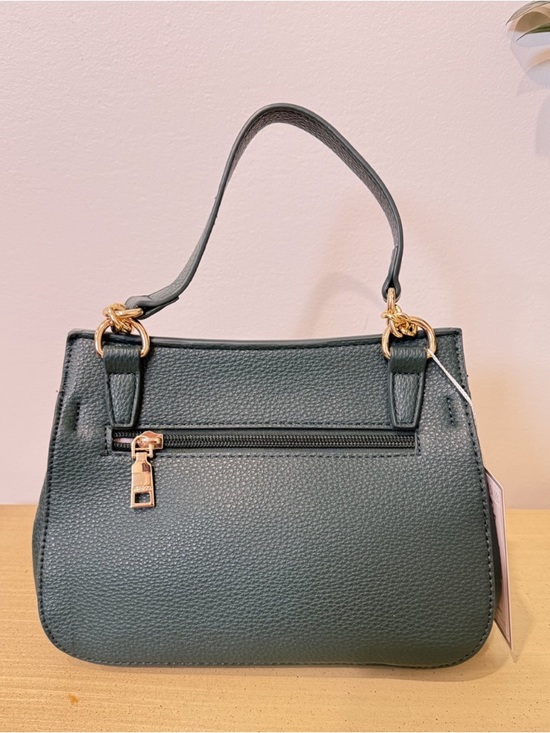 Jen & Co Vegan Leather Crossbody Bag Green Gold Chain NWT - Picture 3 of 11